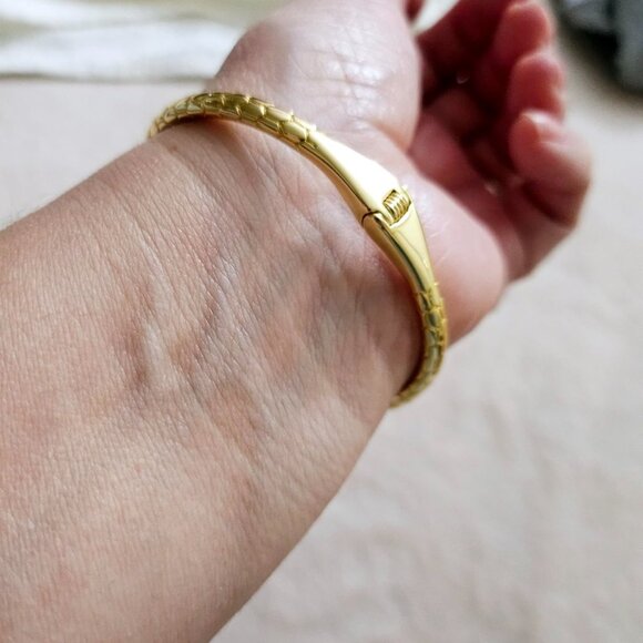 Neiman Marcus Adjustable Snake Open Bangle Cuff Bracelet - Picture 6 of 6